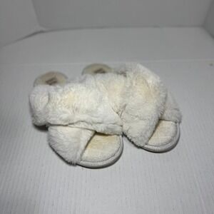 Muk Luks Women's Fuzzy Cross Band Slippers Ivory Cream Size 7-8 Cozy Plush House
